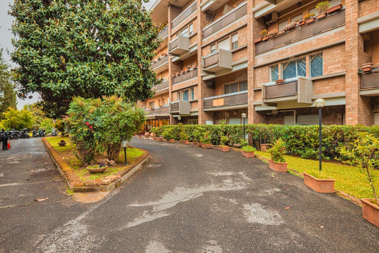 Suite Close To Vatican City - Ingresso Spa Rom Exterior foto